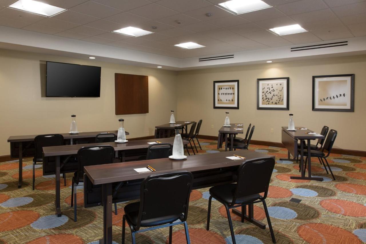 Staybridge Suites Corona South By Ihg Bagian luar foto