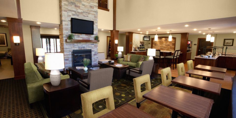 Staybridge Suites Corona South By Ihg Bagian luar foto